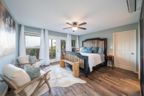 Misty Mountain Cabin Spectacular Scenic Escape by Caddo River